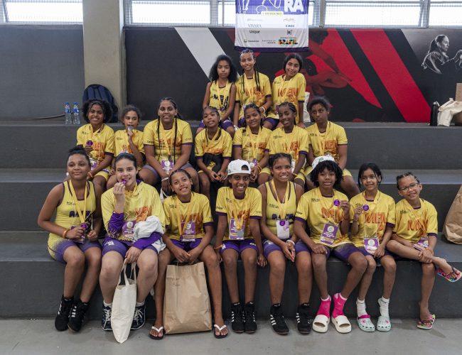 Espaços seguros e vivências significativas: como a Mempodera transforma a vida de meninas por meio do esporte