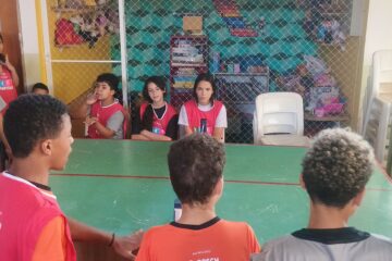Esporte abre caminhos para 120 jovens atendidos pelo Grupo Primavera