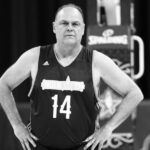 Falece Oscar Schmidt, lendário jogador de basquete do Brasil, aos 68 anos