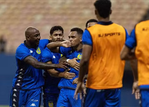 Nacional-AM triunfa sobre o CSA com 3 a 1 e se aproxima da final para o acesso na Série D