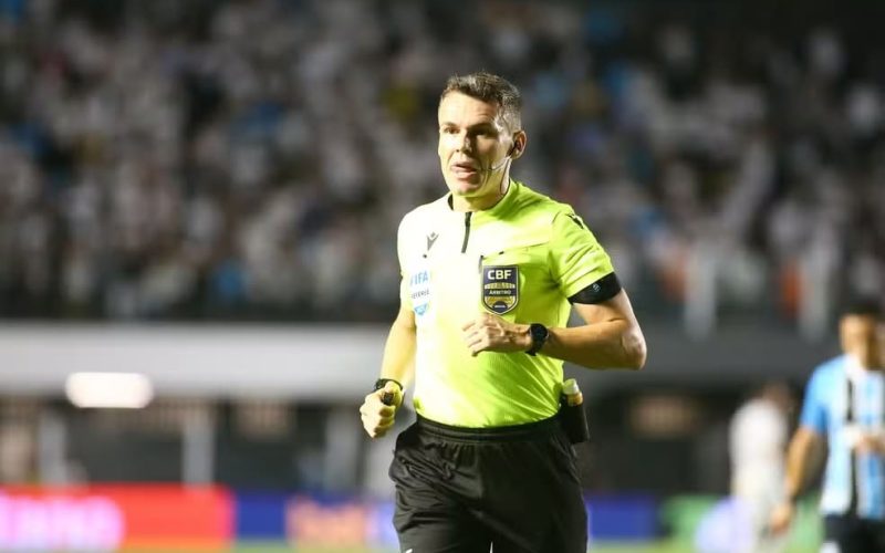 Juiz da Fifa apita confronto decisivo entre CSA e Nacional-AM em busca da vaga na Série C